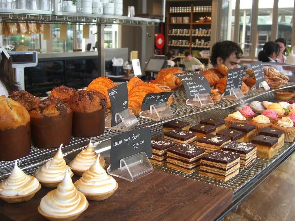 Ambiente de panadería en Panadería El Trigal