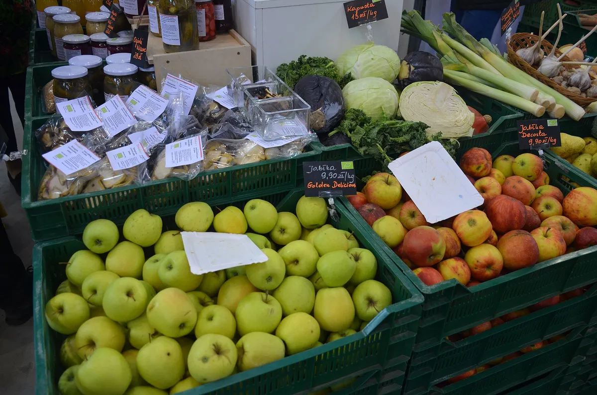 Gallery image 4 of Fresh produce market · Demo